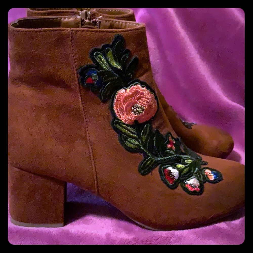 Bamboo ankle boots